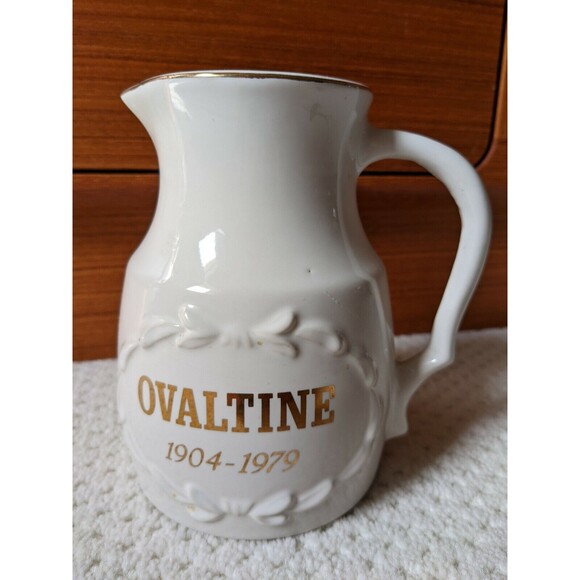VTG Ovaltine 75th Anniversary Ceramic Pitcher Gold Trim 1904-1979 EXCELLENT - Picture 1 of 4